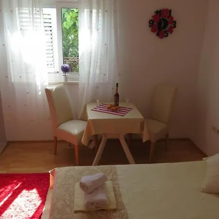 Franka - Postranjska * Dubrovnik