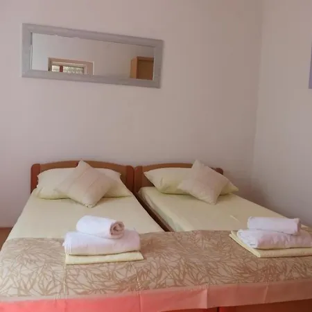 Appartement Franka - Postranjska